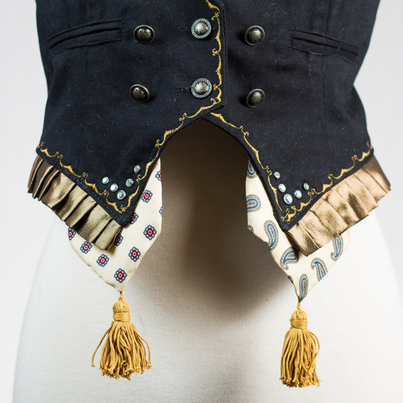 XANADU DESIGNS Upcycled mens tie Majestic Vest - Picture 7 of 8